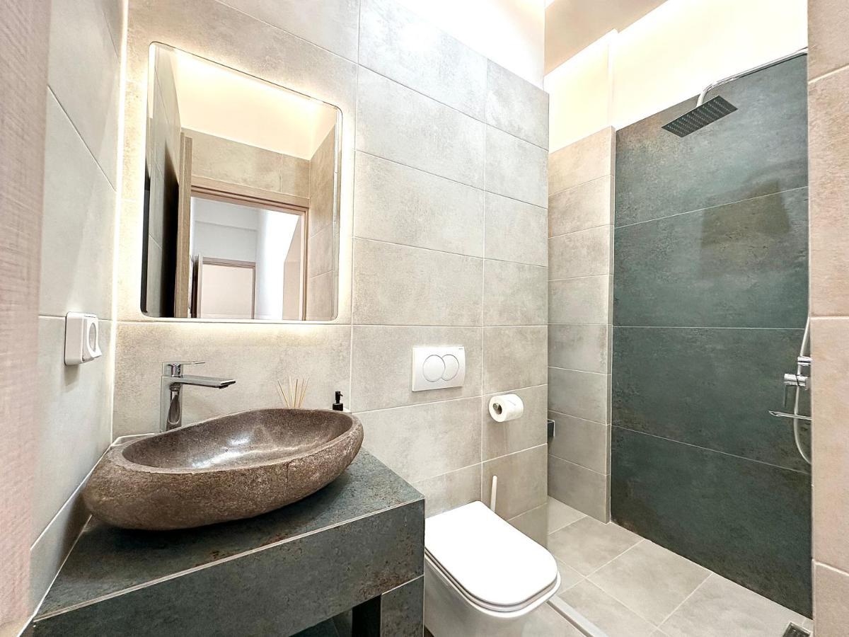 Seaside Deluxe Apartment Ialysos  Luaran gambar