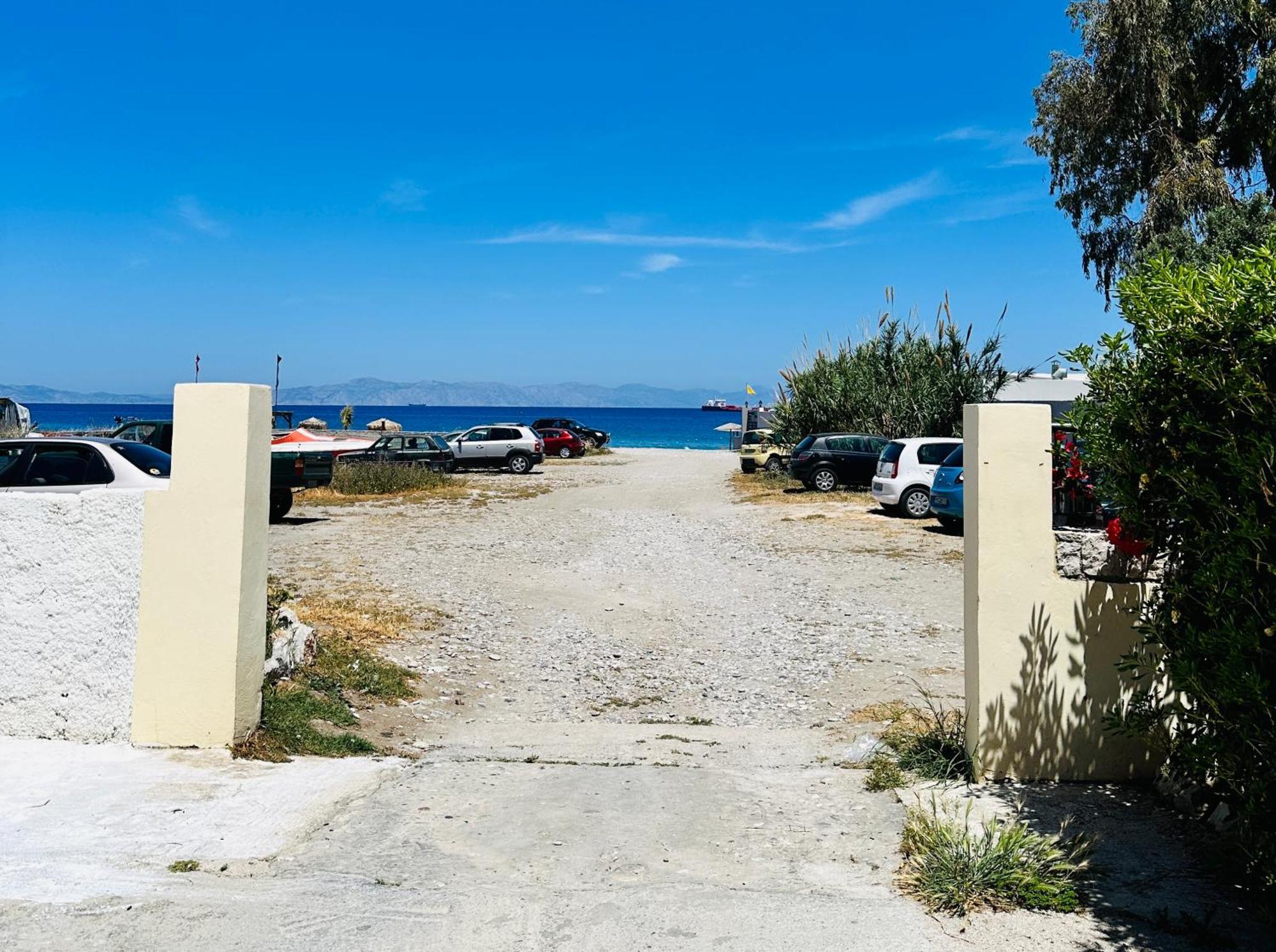 Seaside Deluxe Apartment Ialysos  Luaran gambar